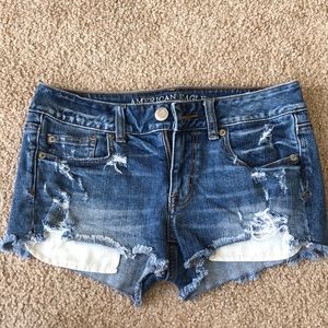 American Eagle Distressed Shorts Size 4